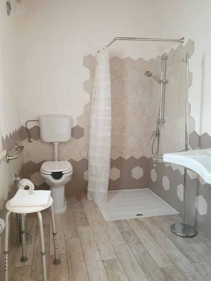 Nacchinono Bed & Breakfast Олбия Екстериор снимка