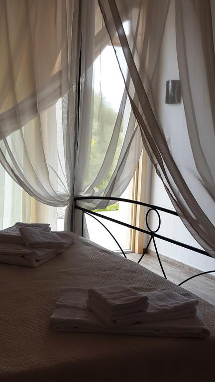 Nacchinono Bed & Breakfast Олбия Екстериор снимка