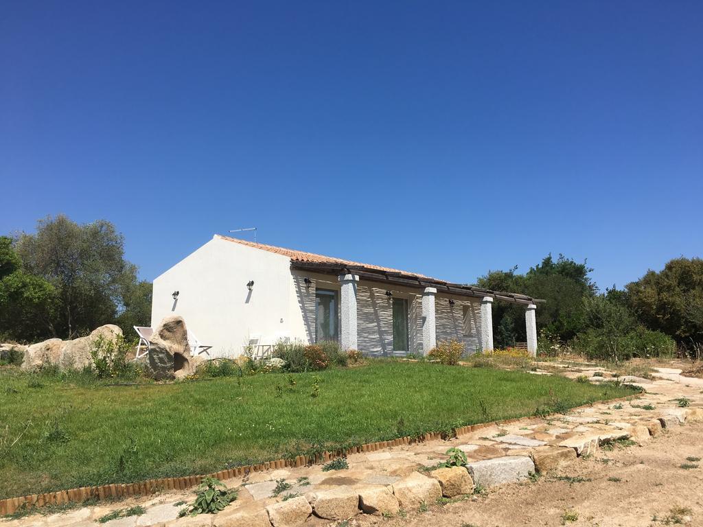 Nacchinono Bed & Breakfast Олбия Екстериор снимка